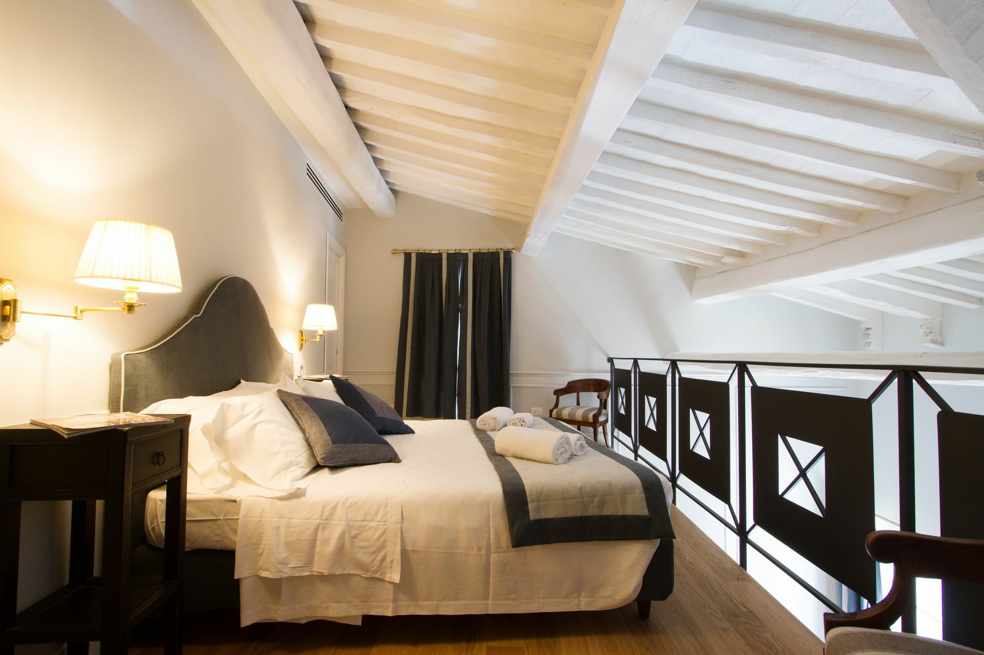 La Croce D'oro - Santa Croce Apartment *
